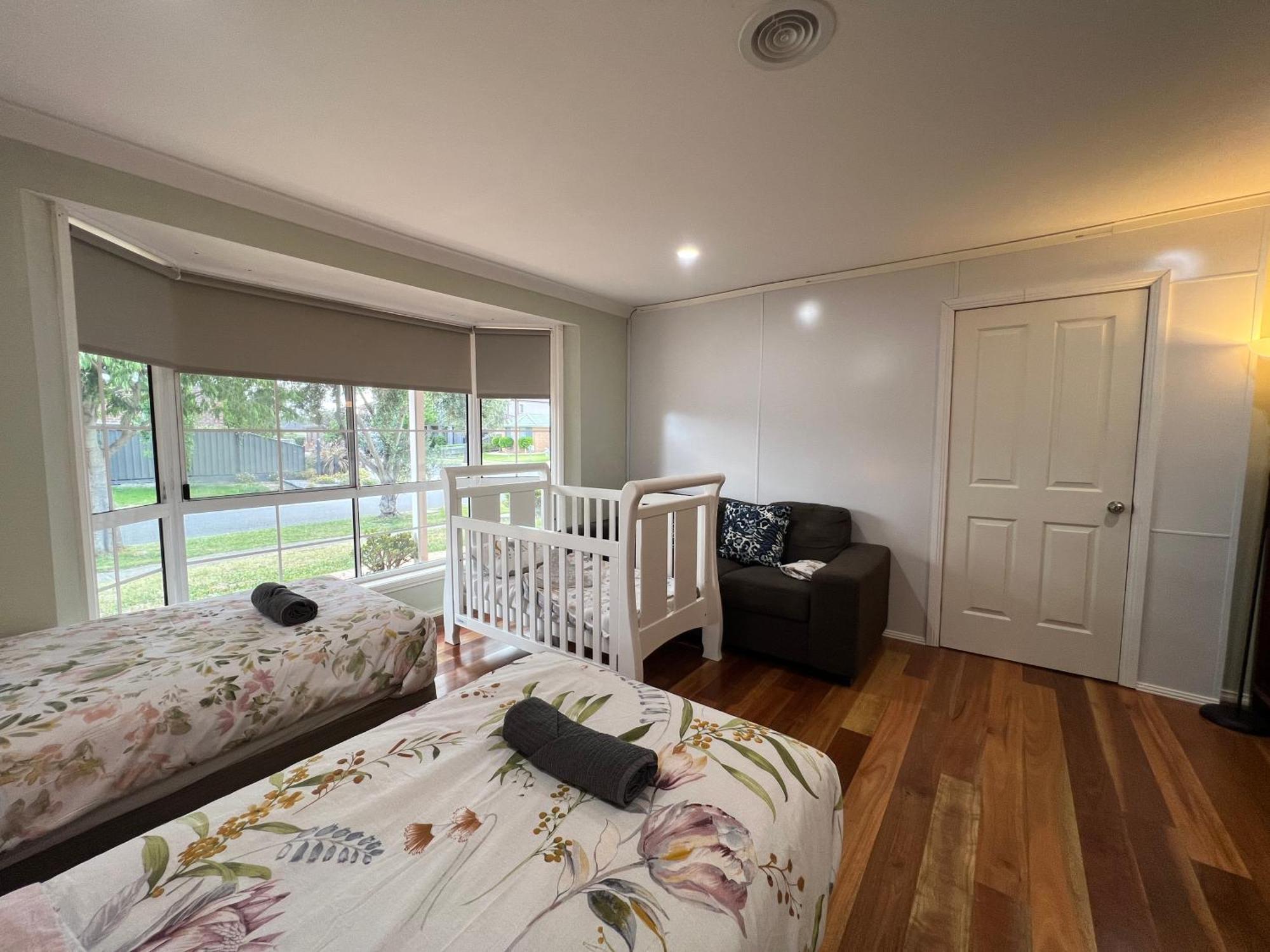 Spacious 6 Bedroom Holiday Home 15 Min Away From Melbourne Airport Sydenham Exterior foto