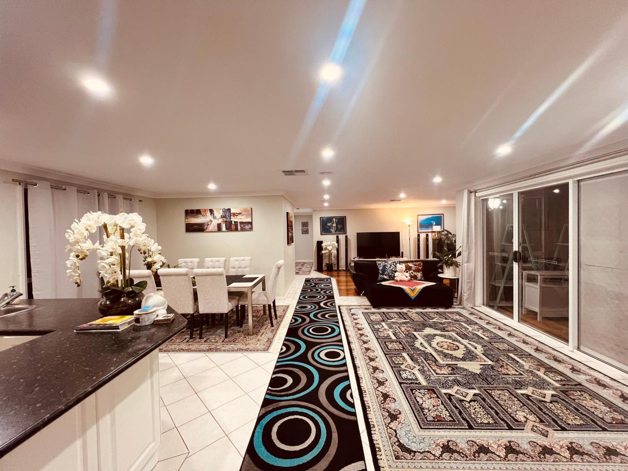 Spacious 6 Bedroom Holiday Home 15 Min Away From Melbourne Airport Sydenham Exterior foto