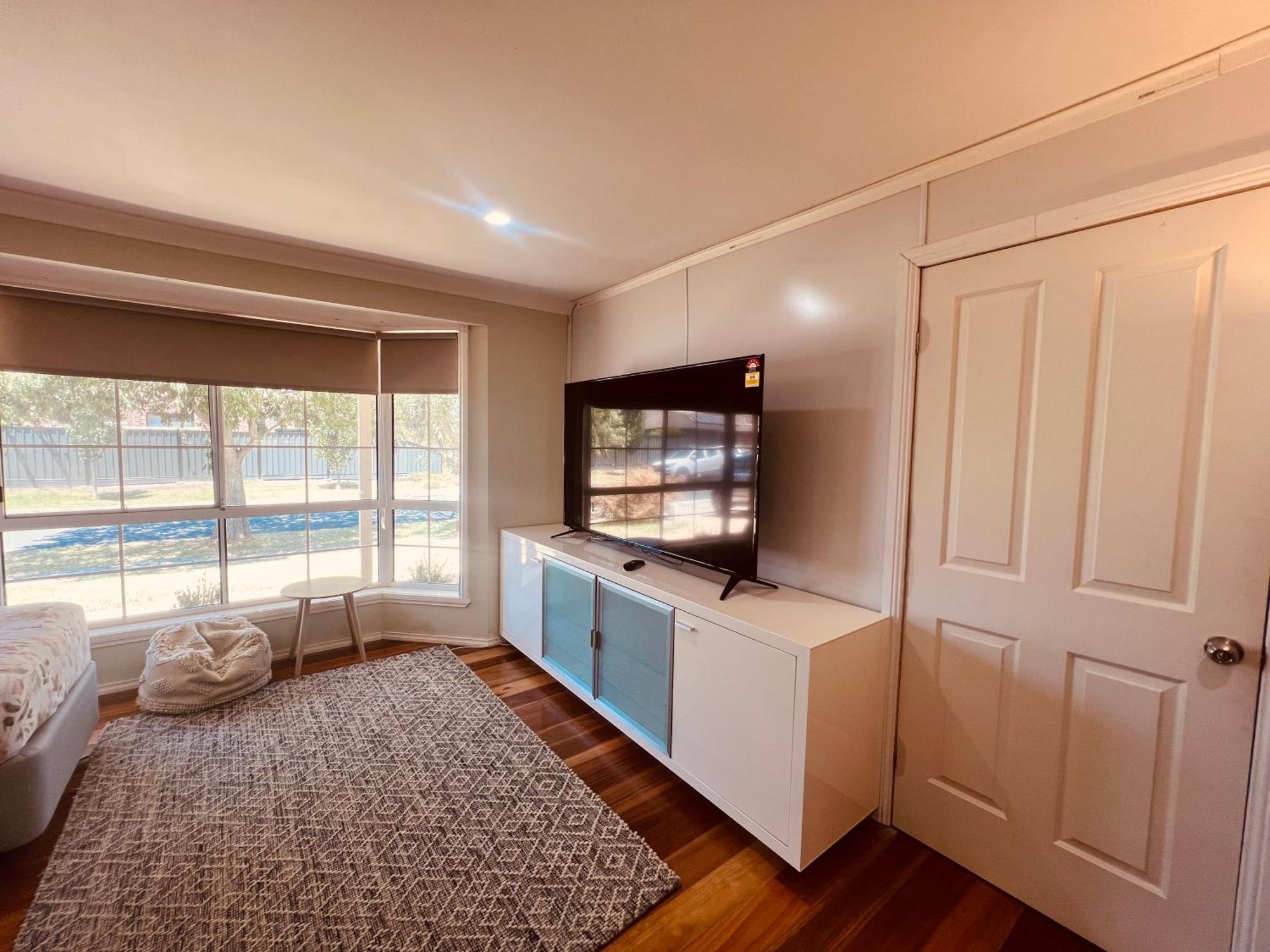 Spacious 6 Bedroom Holiday Home 15 Min Away From Melbourne Airport Sydenham Exterior foto